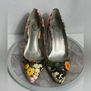 143 Girl Owanda Floral Heels Size 9 Black Multicolor Stiletto Pumps